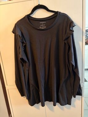 torrid Black Classic Fit Tee with Playful Printed Label T29